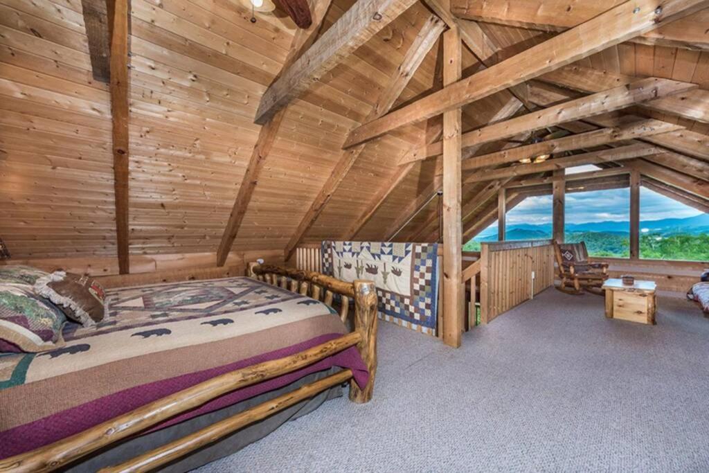 סביירוויל View! Private! Hot Tub,Pool Table,Fireplace,Relax! מראה חיצוני תמונה